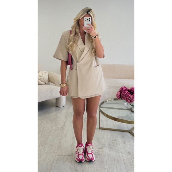 Blazer manches courtes fendues beige clair