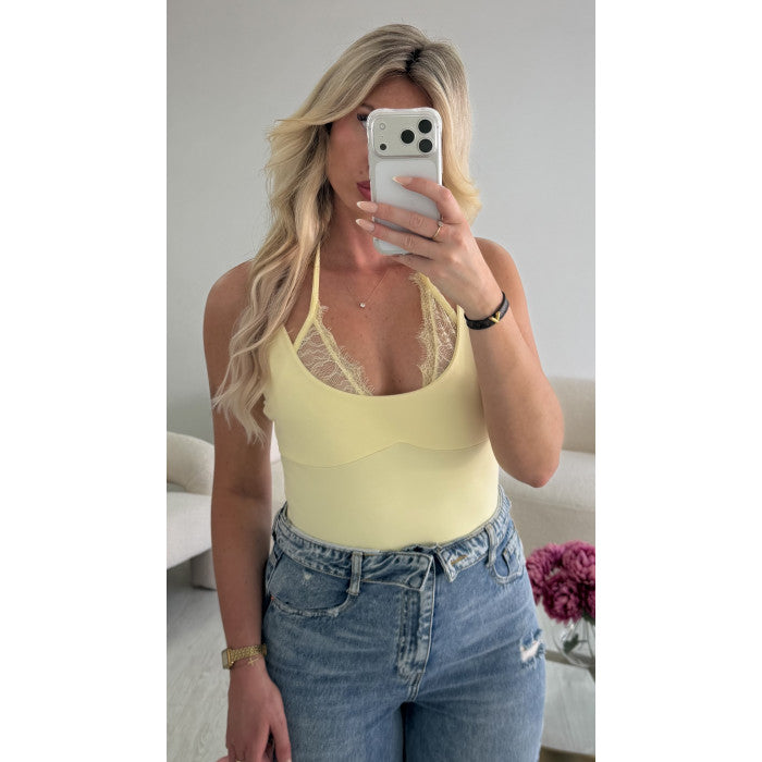 Body dentelle jaune