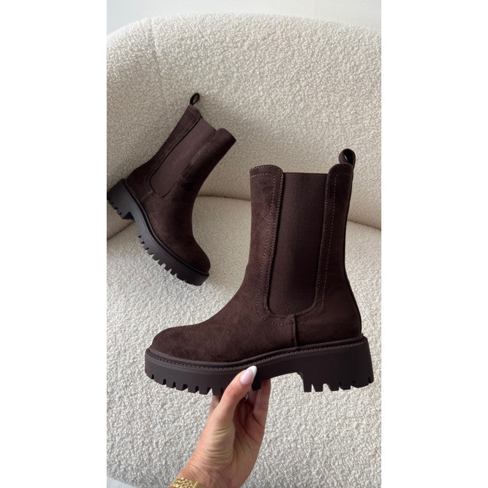 bottines daim chocolat