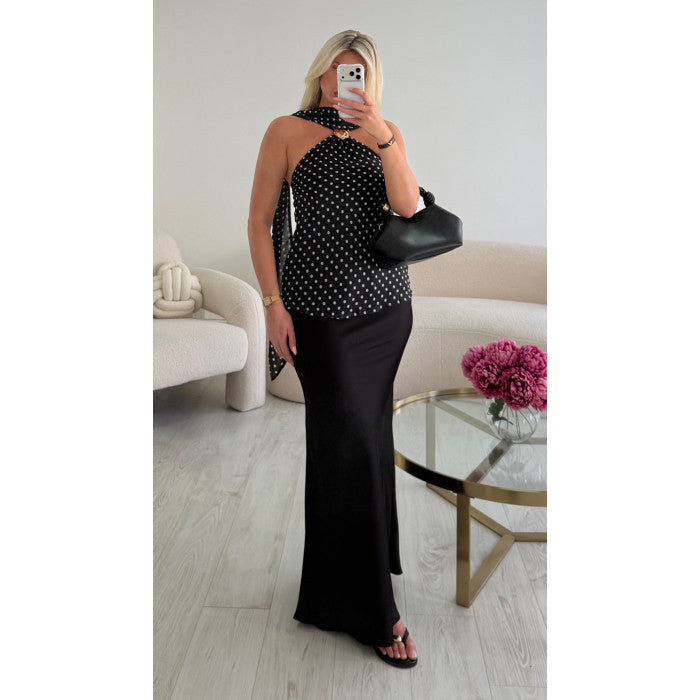 Claquettes noires détails dorés