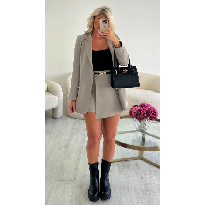 Jupe short classique mocca