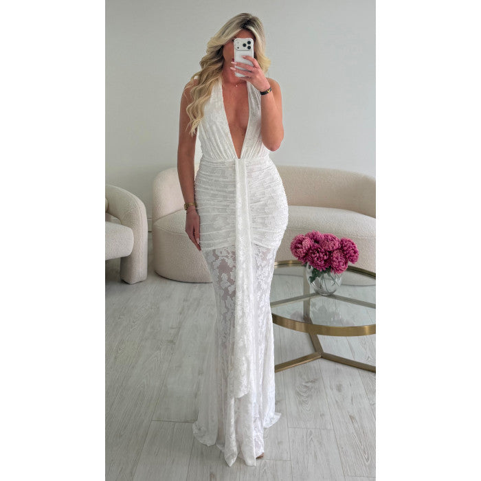 Robe blanche ajourée flowers