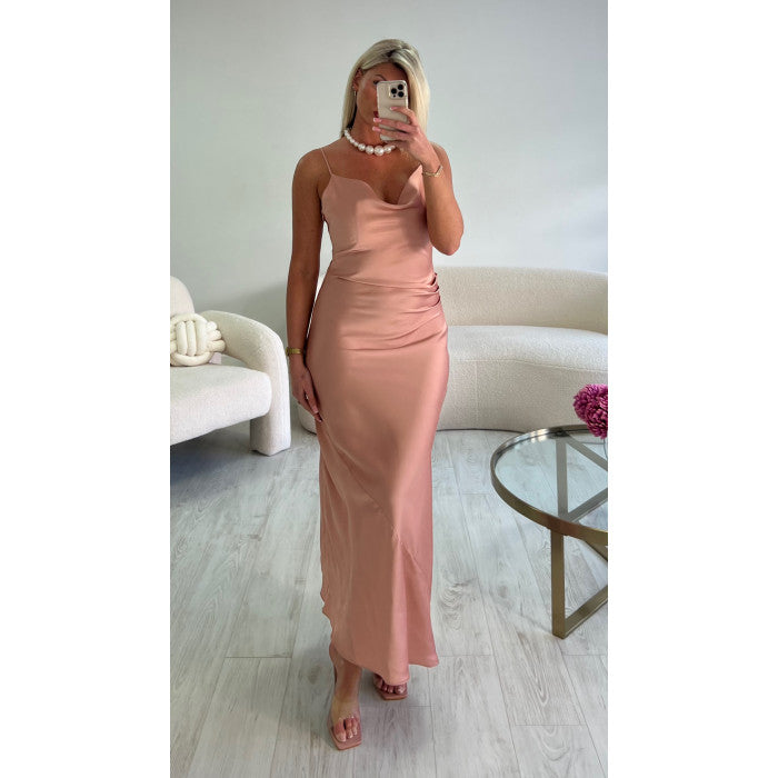 Robe longue satiné champagne