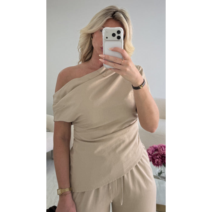 Top lin beige drapé asymétrique