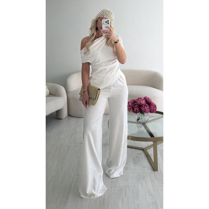 Top lin blanc drapé asymétrique